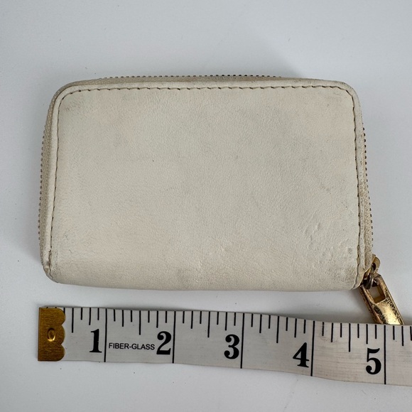 Tory Burch White Wallet Card Holder - Picture 4 of 5